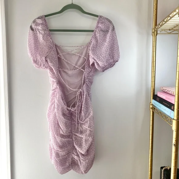 NWT Red Dress Boutique Purple Puff Sleeve Dress w/ Lace Up Open Back - Picture 4 of 16